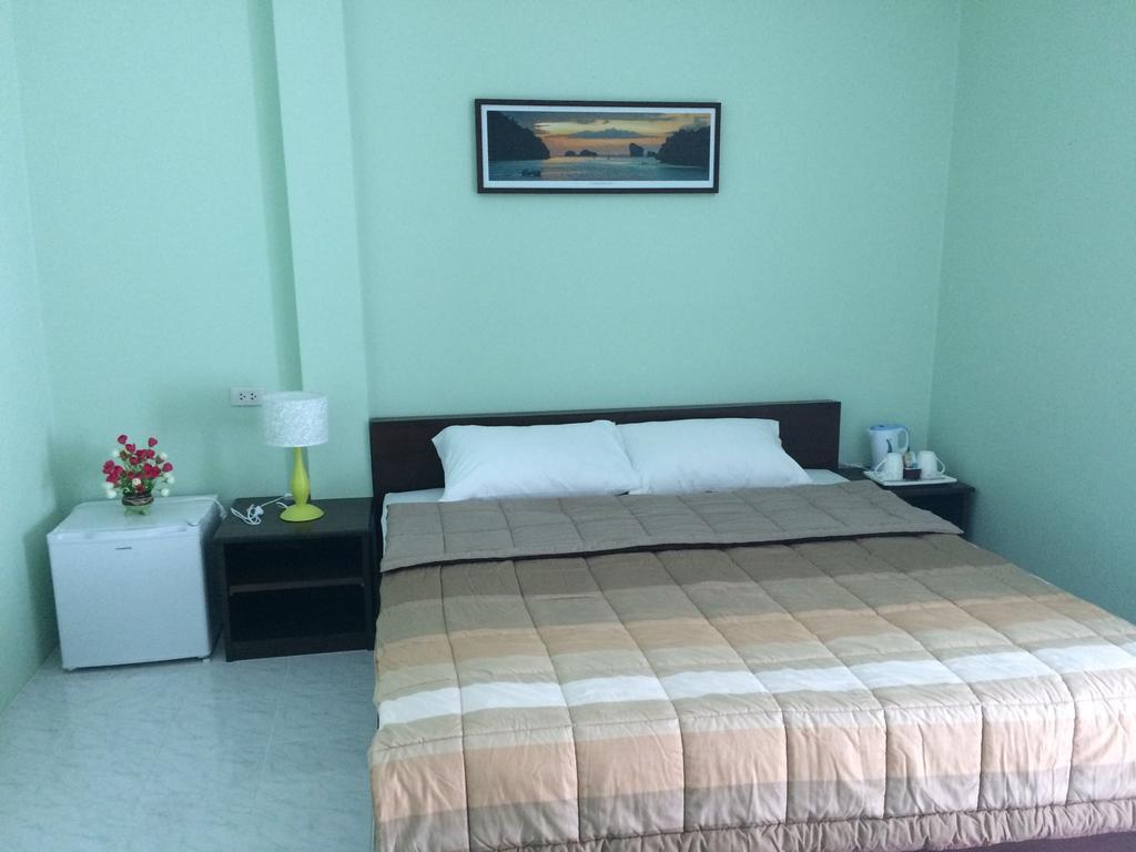 Am House Apartment Klong Muang Beach Exterior foto