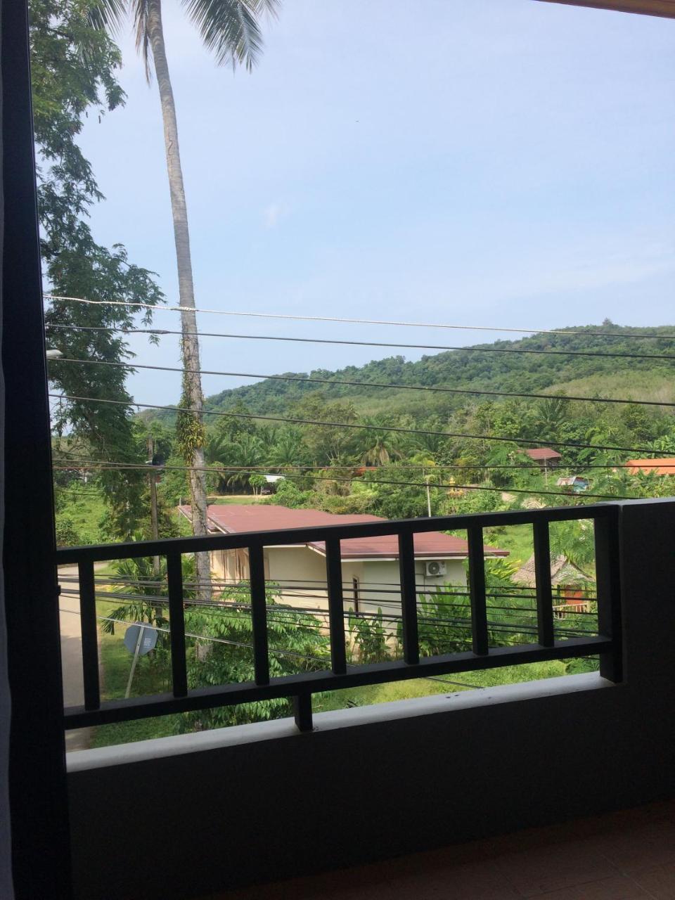 Am House Apartment Klong Muang Beach Exterior foto